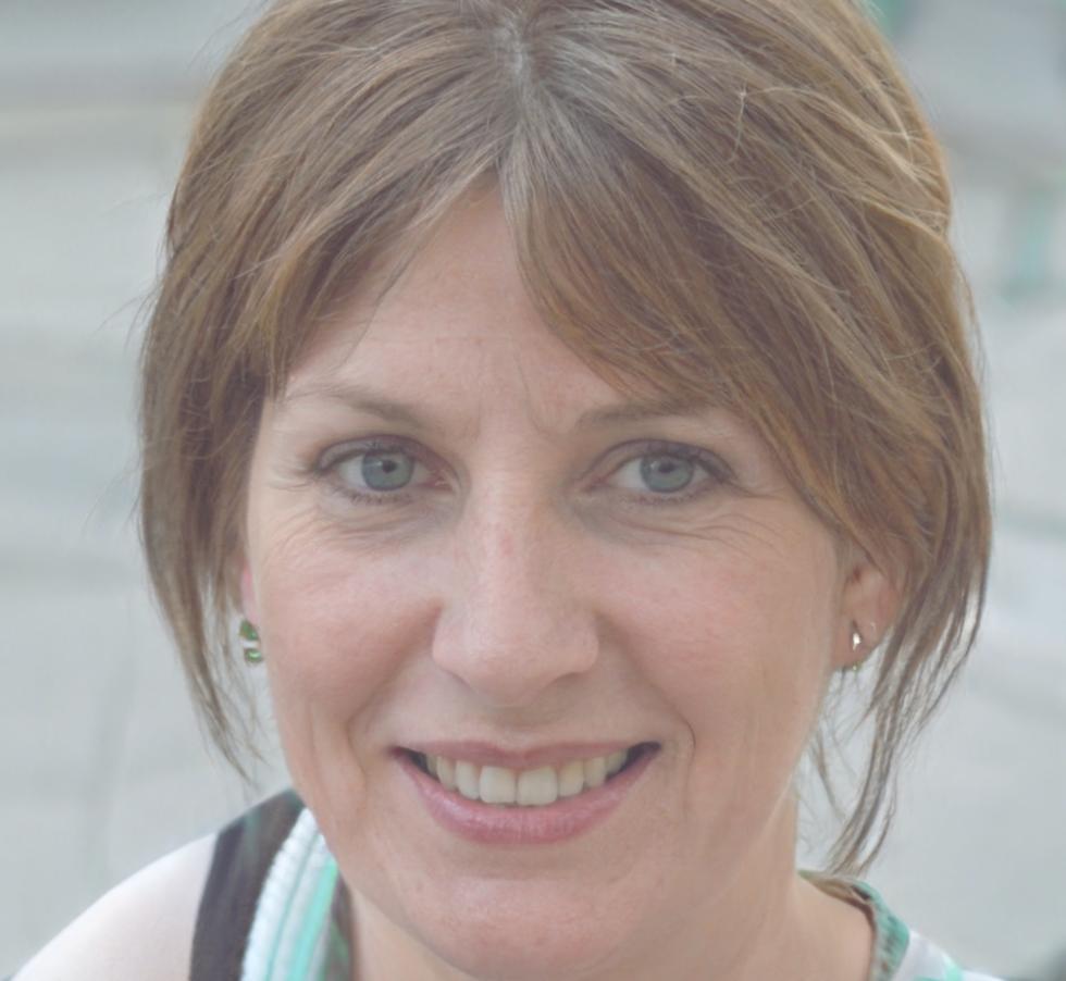 Sabine Müller, Expertin für Finanzanalyse und Risikomanagement
